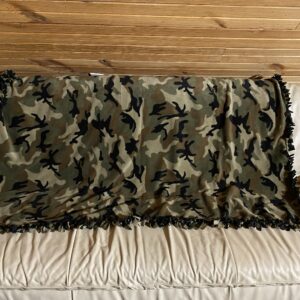 Reversible Fleece Camo Tie Blanket